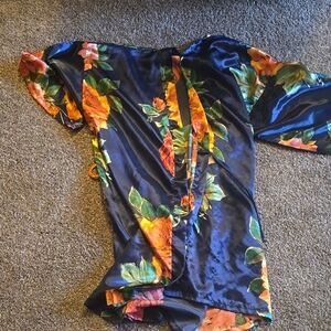 Cure silky mid thigh robe